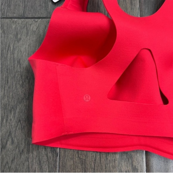 Lululemon NWT Go Further Bra with Support Code Technology Red Glow - Picture 5 of 11